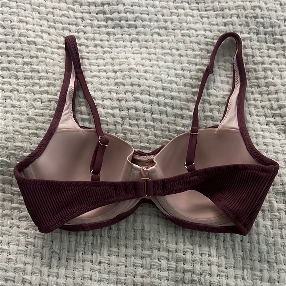Shade & Shore Ribbed Bikini - Picture 6 of 7